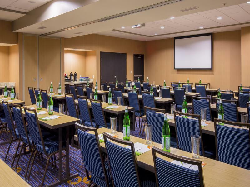 Hotel Courtyard By Marriott Bismarck North Exterior foto